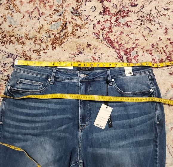 NEW Judy Blue Medium Wash Skinny Fit High Waist Denim Jeans Plus‎ Size 24W - Picture 10 of 12